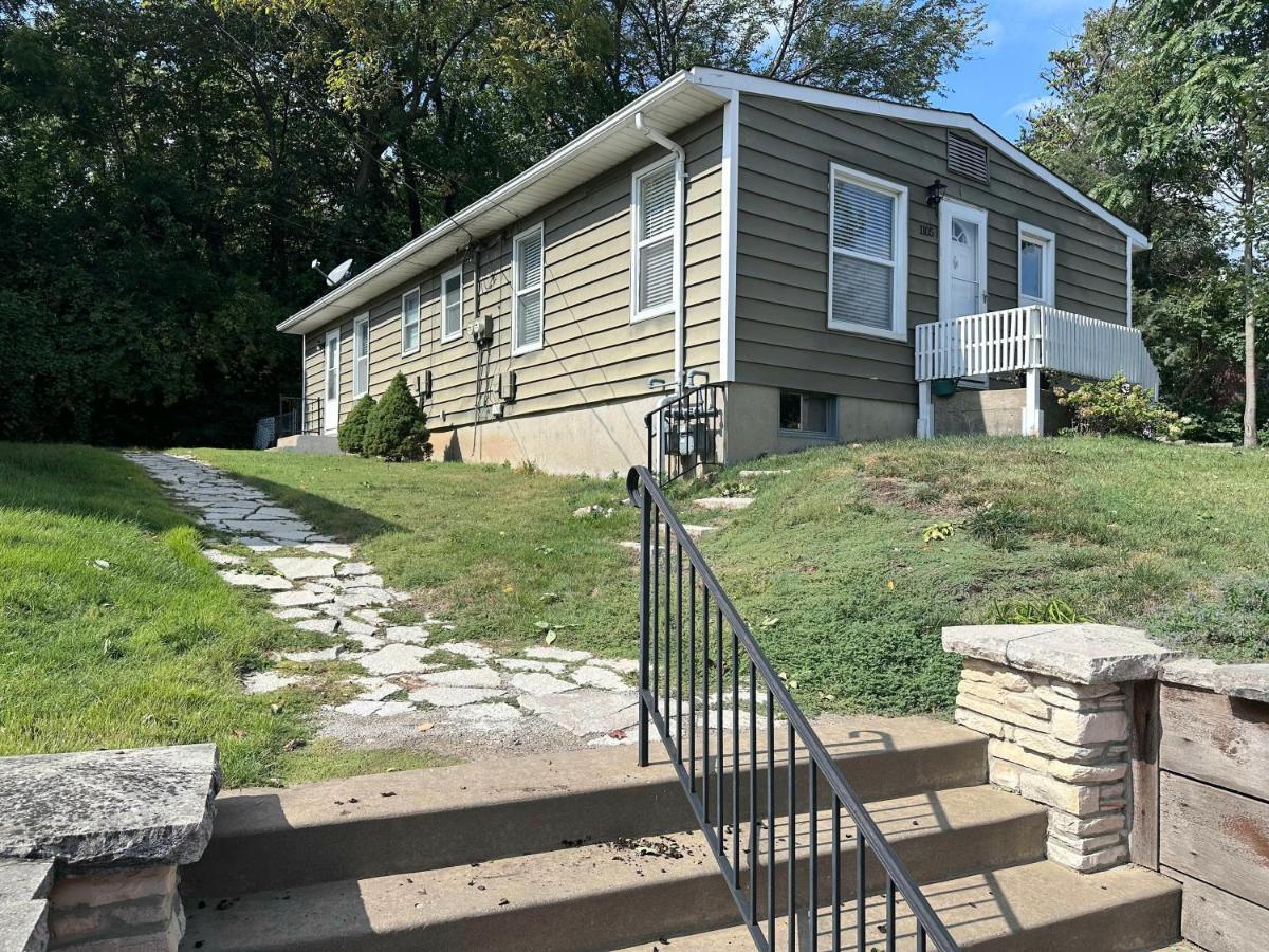 Ferienwohnung Duplex Hideaway In Saint Charles Mo Exterior foto